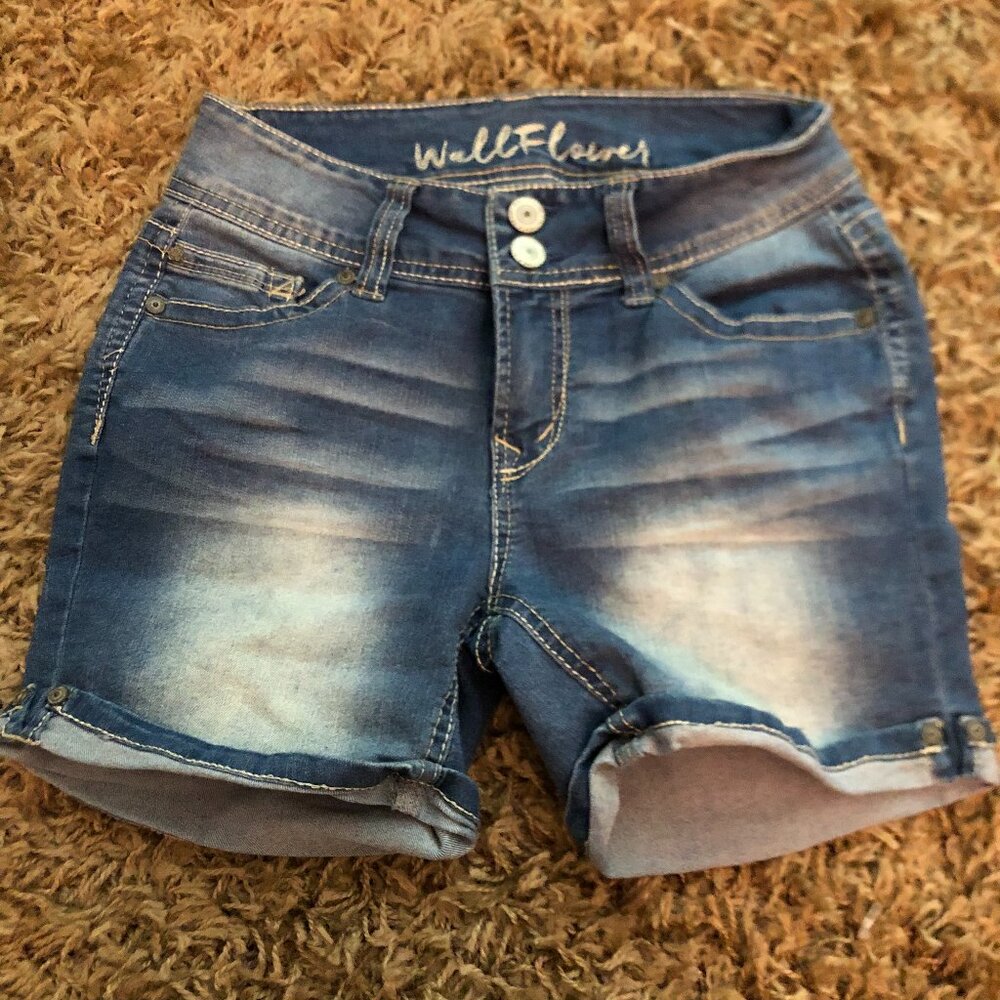 Wallflower Denim Jean Shorts Cuffed Flap Pockets
